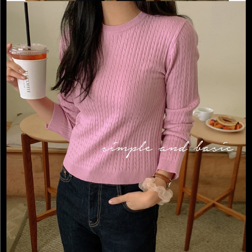 Korean pink lightweight women’s knit sweater